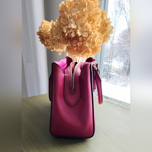 Like New Kate Spade Triple Compartment Bag - Picture 2 of 7